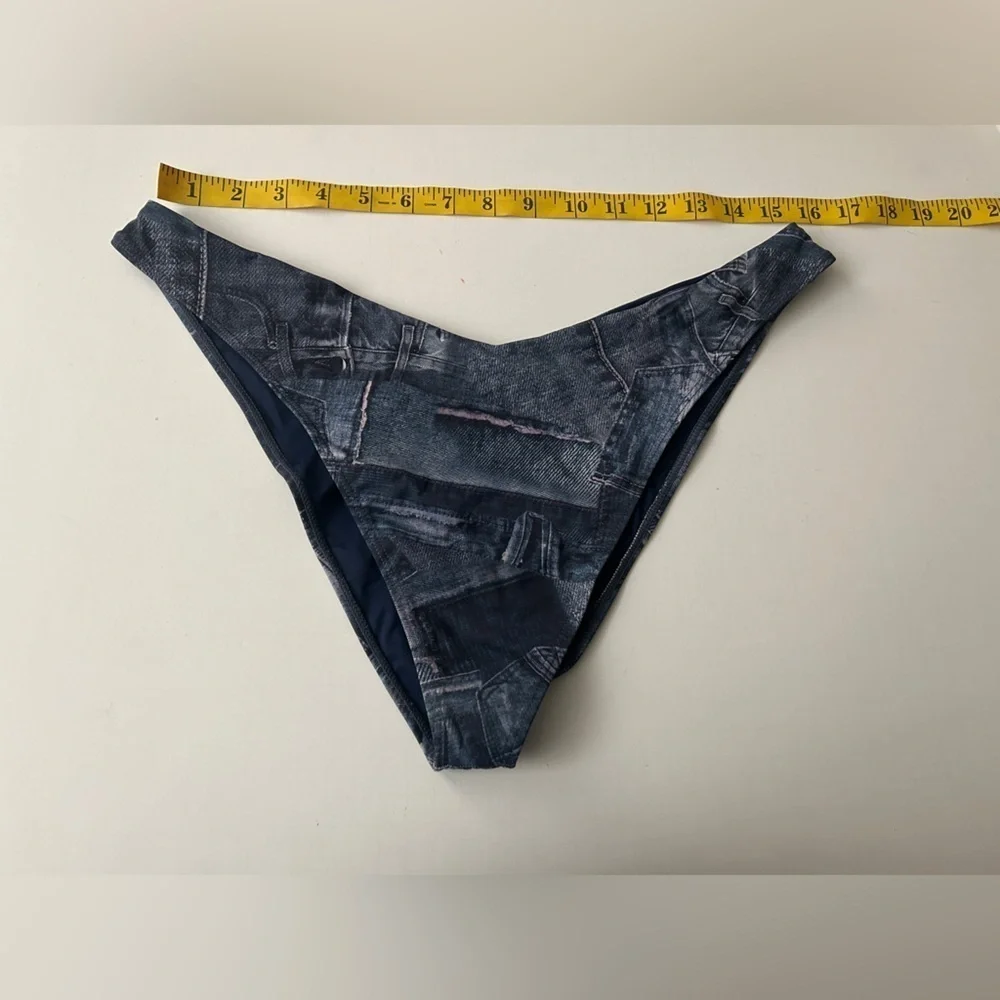 Frankies Bikinis Women’s Bikini Bottom